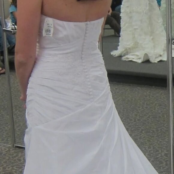 Davids Bridal Taffeta draped A-line gown - Picture 8 of 8